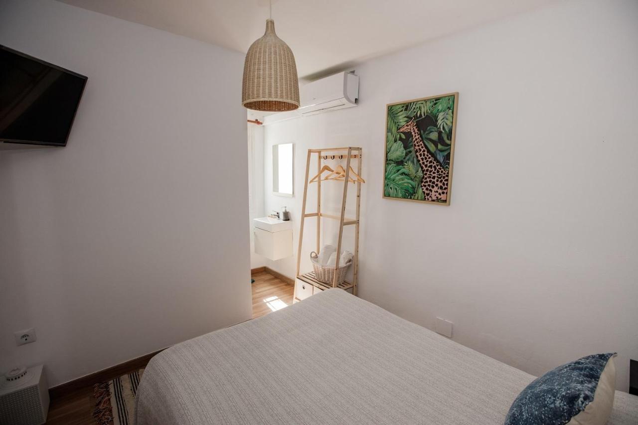 Hostal The Monkey Room 마르베야 외부 사진